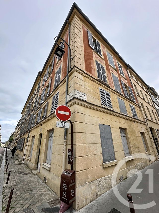 Appartement F1 &agrave; louer - 1 pi&egrave;ce - 14,40 m2 - Versailles - 78 - ILE-DE-FRANCE