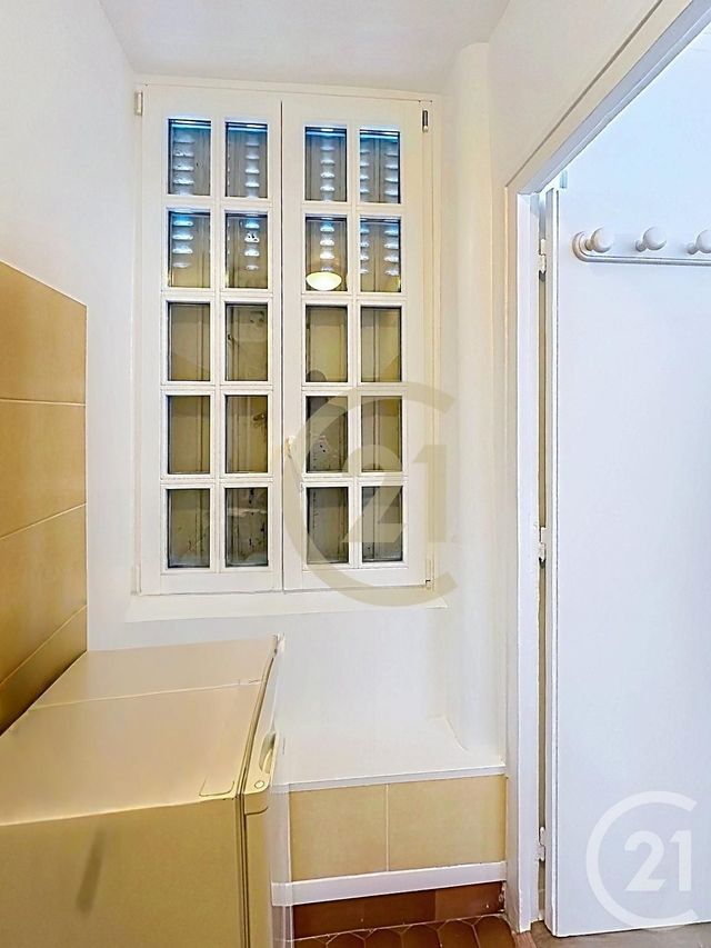 Appartement F1 &agrave; louer - 1 pi&egrave;ce - 14,40 m2 - Versailles - 78 - ILE-DE-FRANCE