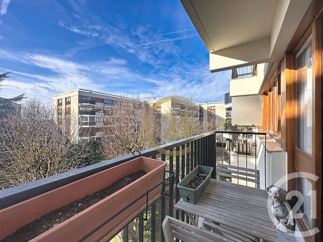 Appartement F1 à louer LE CHESNAY