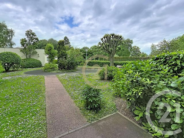 Appartement Studio &agrave; vendre - 1 pi&egrave;ce - 31,50 m2 - Fontenay Le Fleury - 78 - ILE-DE-FRANCE