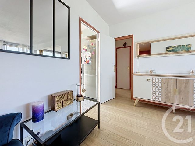 Appartement T5 &agrave; louer - 6 pi&egrave;ces - 122,16 m2 - Fontenay Le Fleury - 78 - ILE-DE-FRANCE