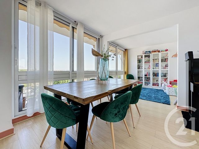 Appartement T5 &agrave; louer - 6 pi&egrave;ces - 122,16 m2 - Fontenay Le Fleury - 78 - ILE-DE-FRANCE