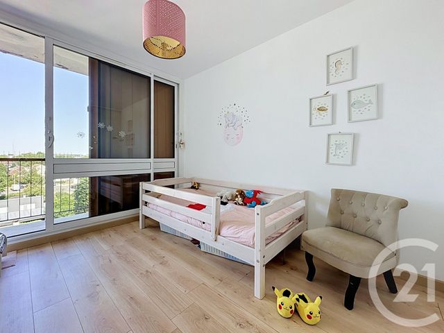 Appartement T5 &agrave; louer - 6 pi&egrave;ces - 122,16 m2 - Fontenay Le Fleury - 78 - ILE-DE-FRANCE