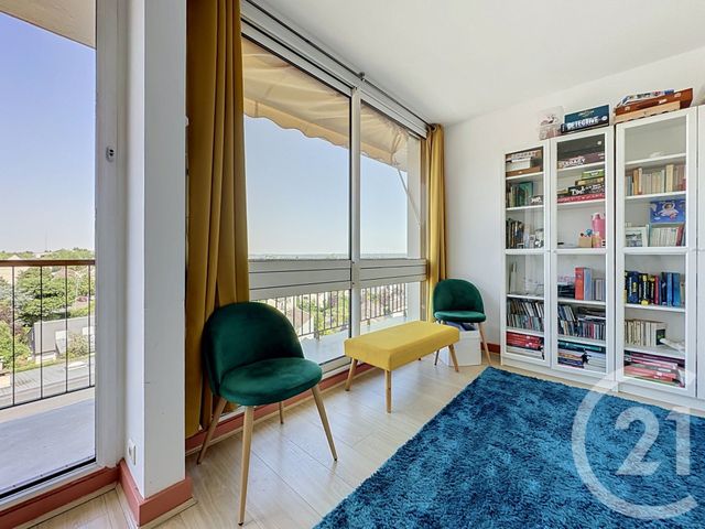 Appartement T5 &agrave; louer - 6 pi&egrave;ces - 122,16 m2 - Fontenay Le Fleury - 78 - ILE-DE-FRANCE