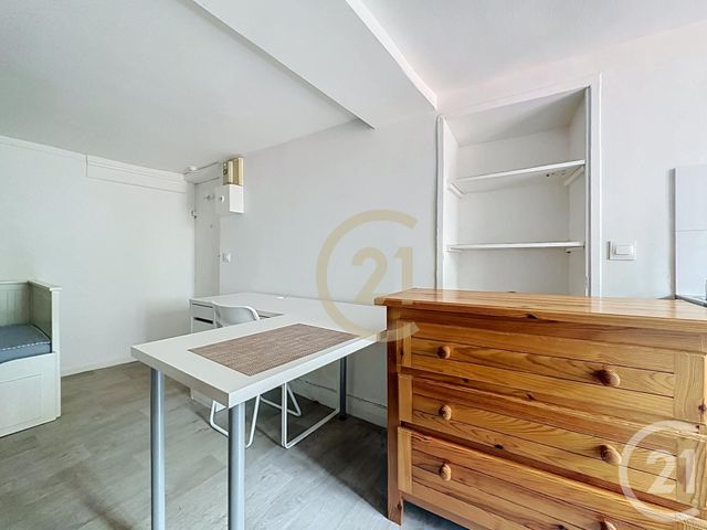 Appartement F1 &agrave; louer - 1 pi&egrave;ce - 17,81 m2 - Versailles - 78 - ILE-DE-FRANCE