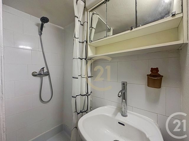 Appartement F1 &agrave; louer - 1 pi&egrave;ce - 17,81 m2 - Versailles - 78 - ILE-DE-FRANCE