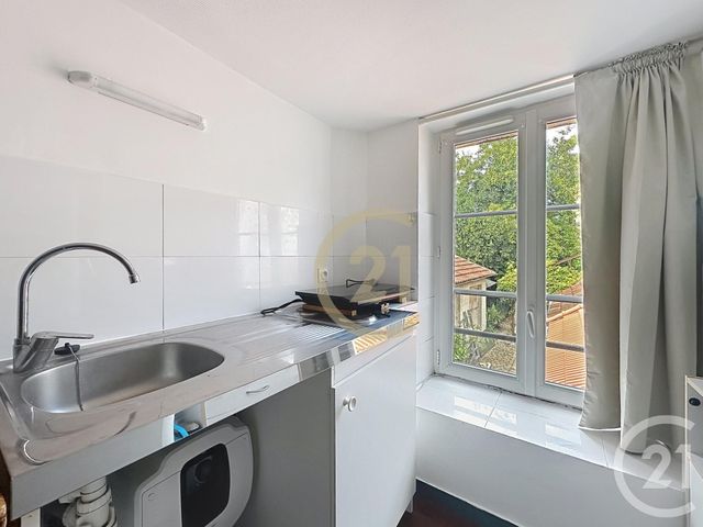 Appartement F1 &agrave; louer - 1 pi&egrave;ce - 17,81 m2 - Versailles - 78 - ILE-DE-FRANCE