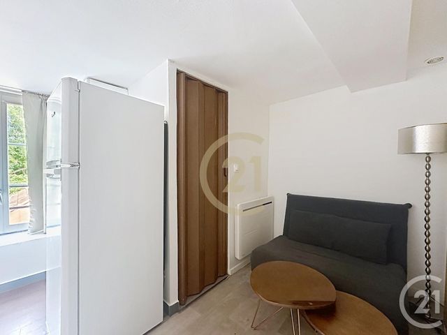 Appartement F1 &agrave; louer - 1 pi&egrave;ce - 17,81 m2 - Versailles - 78 - ILE-DE-FRANCE