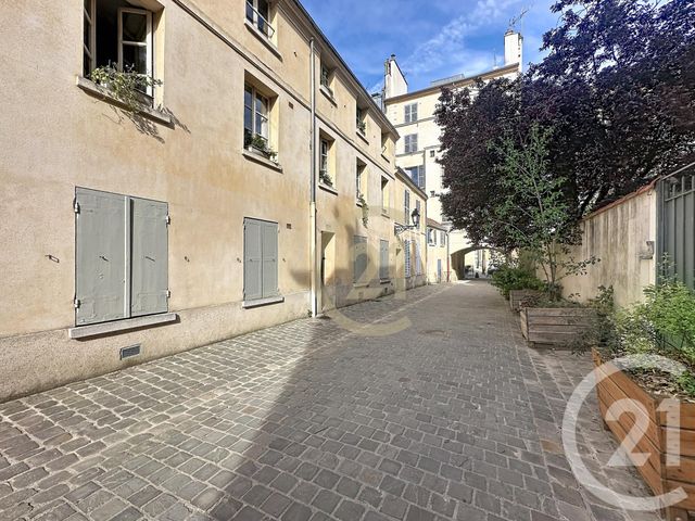 Appartement F2 &agrave; louer - 2 pi&egrave;ces - 36,18 m2 - Versailles - 78 - ILE-DE-FRANCE