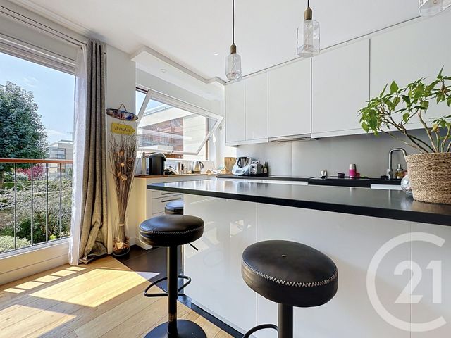 Appartement F4 &agrave; vendre - 4 pi&egrave;ces - 93,88 m2 - Le Chesnay - 78 - ILE-DE-FRANCE