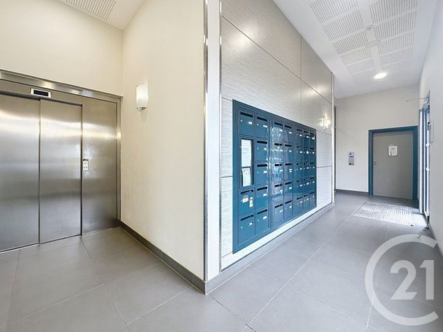 Appartement &agrave; vendre - 3 pi&egrave;ces - 58,06 m2 - Mantes La Ville - 78 - ILE-DE-FRANCE
