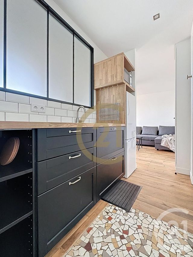 Appartement F2 &agrave; louer - 2 pi&egrave;ces - 32,20 m2 - Versailles - 78 - ILE-DE-FRANCE