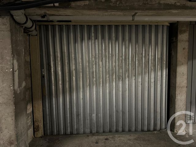 Parking &agrave; louer - 20 m2 - Versailles - 78 - ILE-DE-FRANCE