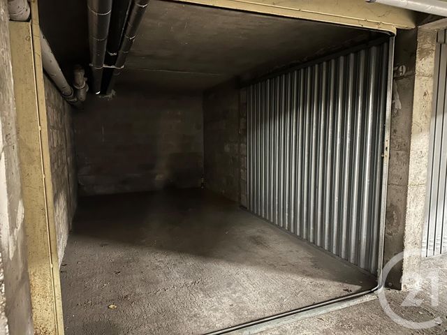 Parking &agrave; louer - 20 m2 - Versailles - 78 - ILE-DE-FRANCE