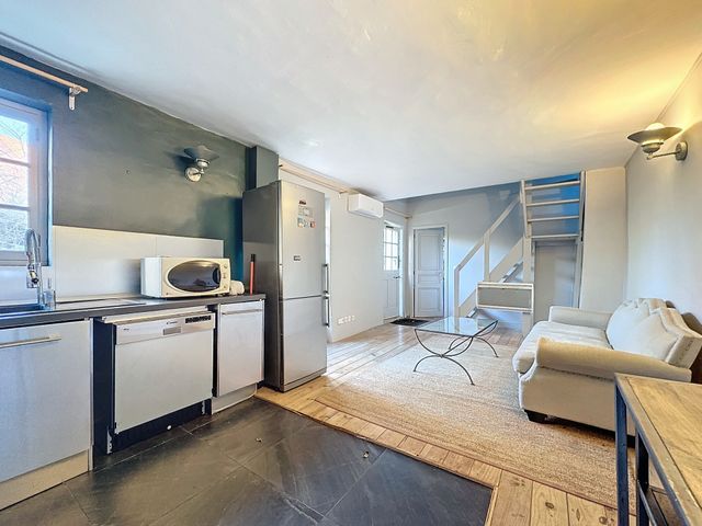 Afficher la photo en grand Maison à vendre - 9 pièces - 275 m2 - 78 - ILE-DE-FRANCE