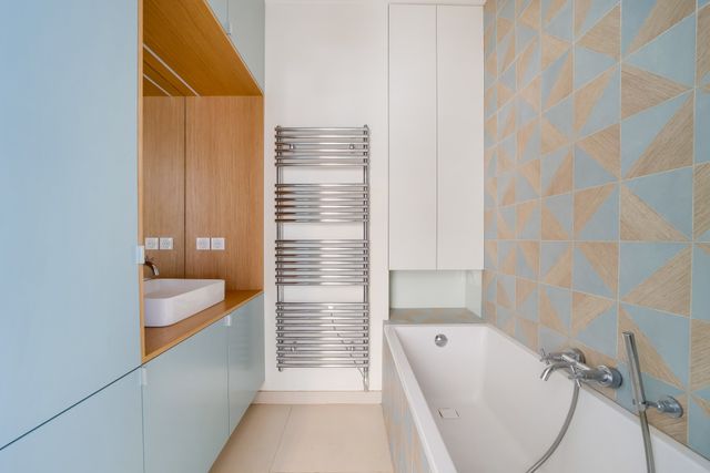 Afficher la photo en grand Appartement F4 à vendre - 4 pièces - 108,10 m2 - Versailles - 78 - ILE-DE-FRANCE