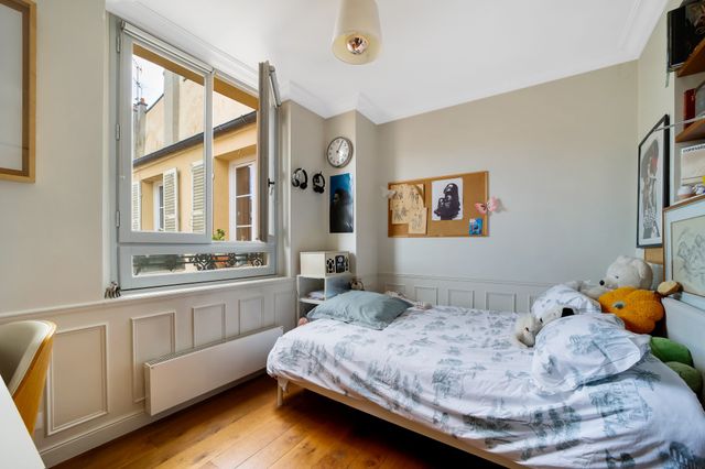 Afficher la photo en grand Appartement F4 à vendre - 4 pièces - 108,10 m2 - Versailles - 78 - ILE-DE-FRANCE