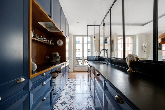 Afficher la photo en grand Appartement F4 à vendre - 4 pièces - 108,10 m2 - Versailles - 78 - ILE-DE-FRANCE