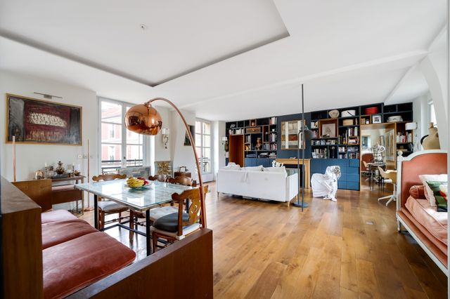 Afficher la photo en grand Appartement F4 à vendre - 4 pièces - 108,10 m2 - Versailles - 78 - ILE-DE-FRANCE