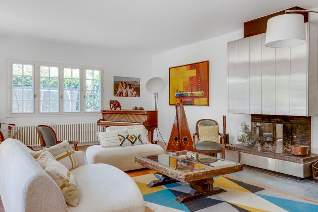 Afficher la photo en grand Maison à vendre - 8 pièces - 250 m2 - Versailles - 78 - ILE-DE-FRANCE