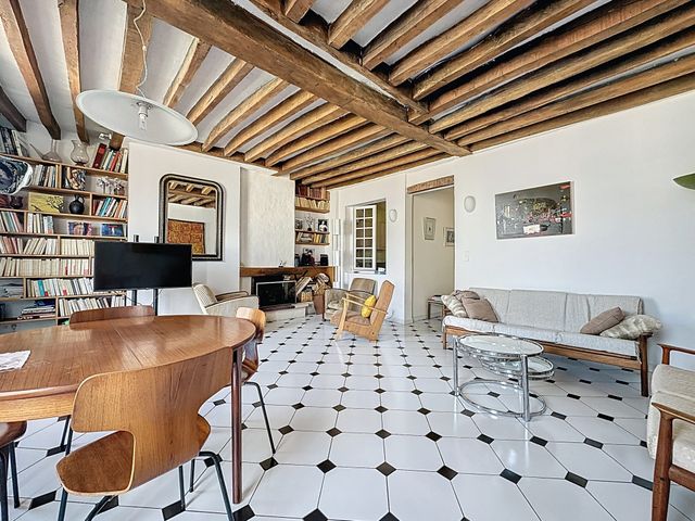 Afficher la photo en grand Appartement Duplex à vendre - 5 pièces - 116,34 m2 - Versailles - 78 - ILE-DE-FRANCE