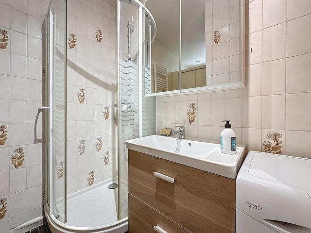 Afficher la photo en grand Appartement Duplex à vendre - 5 pièces - 116,34 m2 - Versailles - 78 - ILE-DE-FRANCE