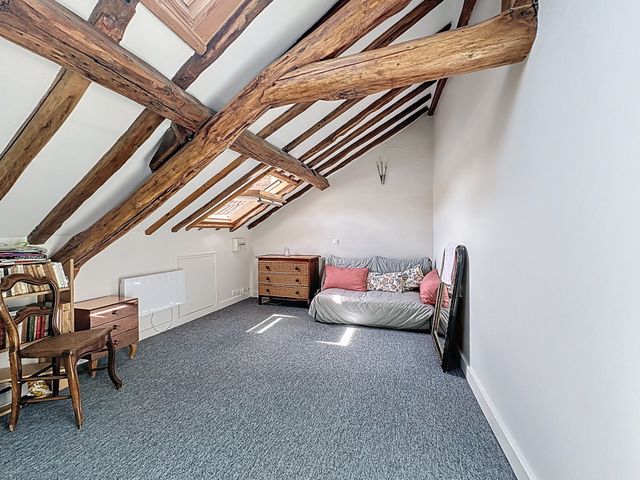 Afficher la photo en grand Appartement Duplex à vendre - 5 pièces - 116,34 m2 - Versailles - 78 - ILE-DE-FRANCE