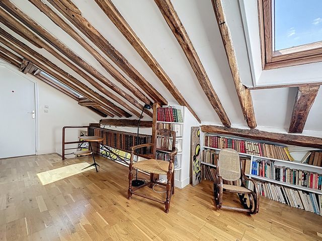 Afficher la photo en grand Appartement Duplex à vendre - 5 pièces - 116,34 m2 - Versailles - 78 - ILE-DE-FRANCE