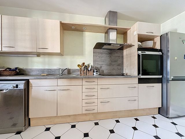 Afficher la photo en grand Appartement Duplex à vendre - 5 pièces - 116,34 m2 - Versailles - 78 - ILE-DE-FRANCE