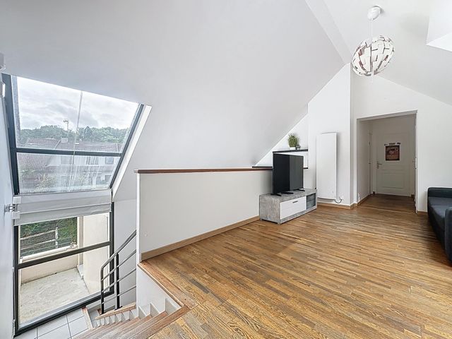 Afficher la photo en grand Maison à vendre - 7 pièces - 171,66 m2 - Jouy En Josas - 78 - ILE-DE-FRANCE