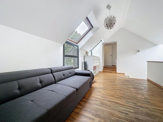 Afficher la photo en grand Maison à vendre - 7 pièces - 171,66 m2 - Jouy En Josas - 78 - ILE-DE-FRANCE