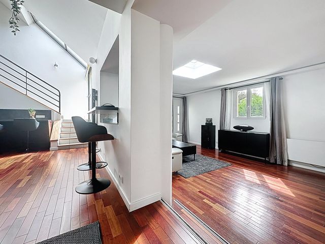 Afficher la photo en grand Maison à vendre - 7 pièces - 171,66 m2 - Jouy En Josas - 78 - ILE-DE-FRANCE