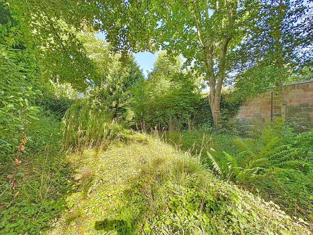 Afficher la photo en grand Maison à vendre - 7 pièces - 160,43 m2 - Versailles - 78 - ILE-DE-FRANCE