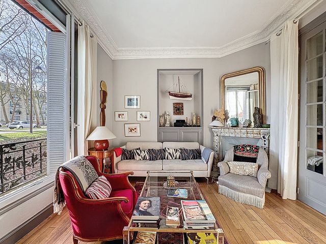 Maison &agrave; vendre - 10 pi&egrave;ces - 233 m2 - Versailles - 78 - ILE-DE-FRANCE