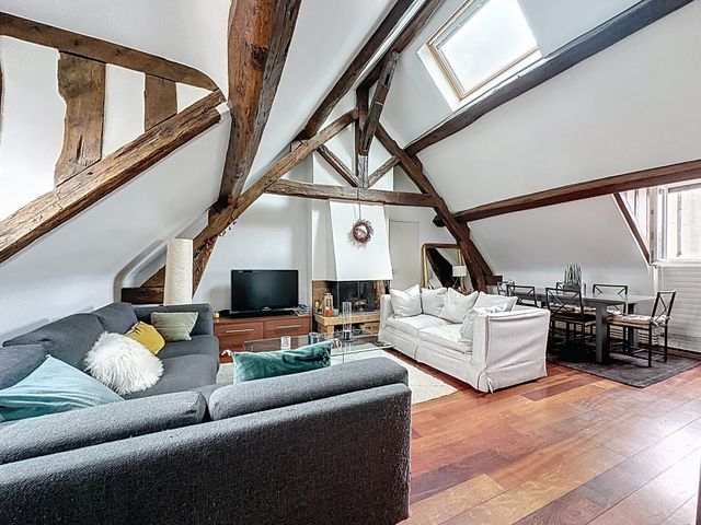 Appartement F6 à vendre - 6 pièces - 136,07 m2 - Versailles - 78 - ILE-DE-FRANCE