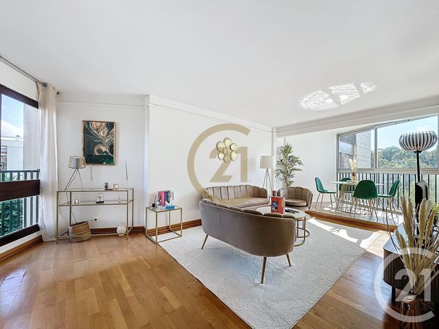 Afficher la photo en grand Appartement F4 à vendre - 4 pièces - 83,92 m2 - Le Chesnay - 78 - ILE-DE-FRANCE