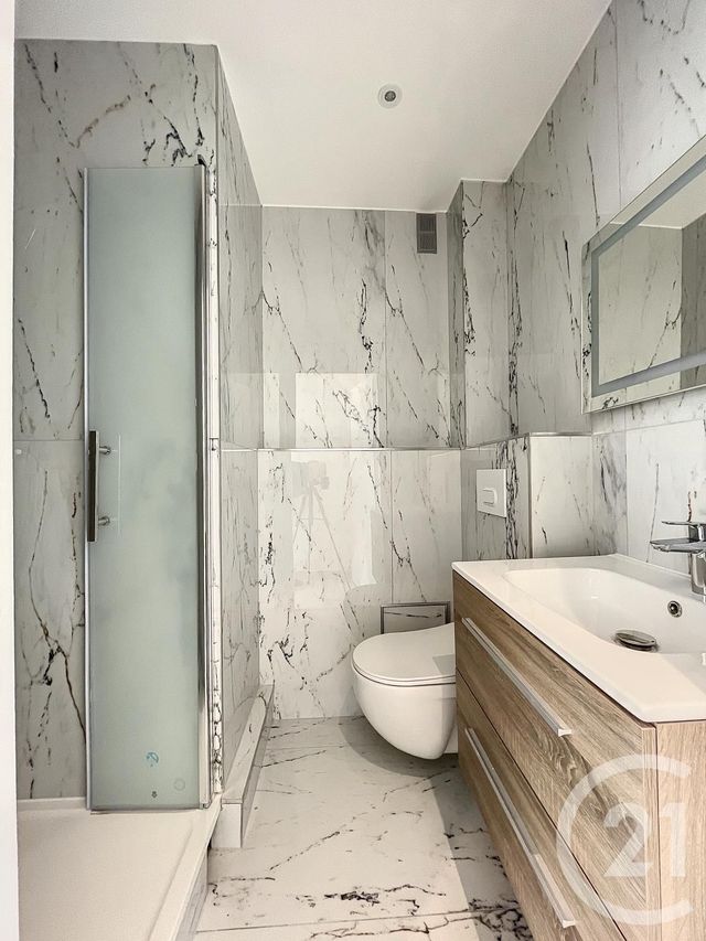 Afficher la photo en grand Appartement F4 à vendre - 4 pièces - 83,92 m2 - Le Chesnay - 78 - ILE-DE-FRANCE