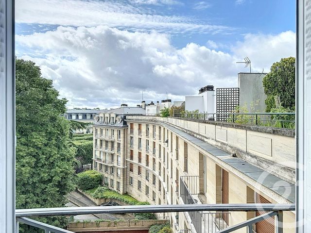 Afficher la photo en grand Appartement F3 à vendre - 3 pièces - 87 m2 - Versailles - 78 - ILE-DE-FRANCE
