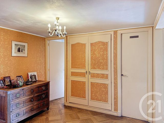 Afficher la photo en grand Appartement F3 à vendre - 3 pièces - 87 m2 - Versailles - 78 - ILE-DE-FRANCE