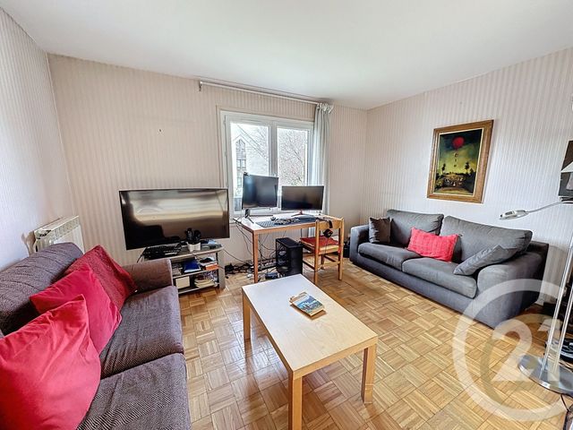 Afficher la photo en grand Appartement à vendre - 5 pièces - 107,22 m2 - Noisy Le Roi - 78 - ILE-DE-FRANCE