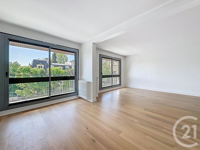 Afficher la photo en grand Appartement F5 à vendre - 5 pièces - 102,75 m2 - Le Chesnay - 78 - ILE-DE-FRANCE