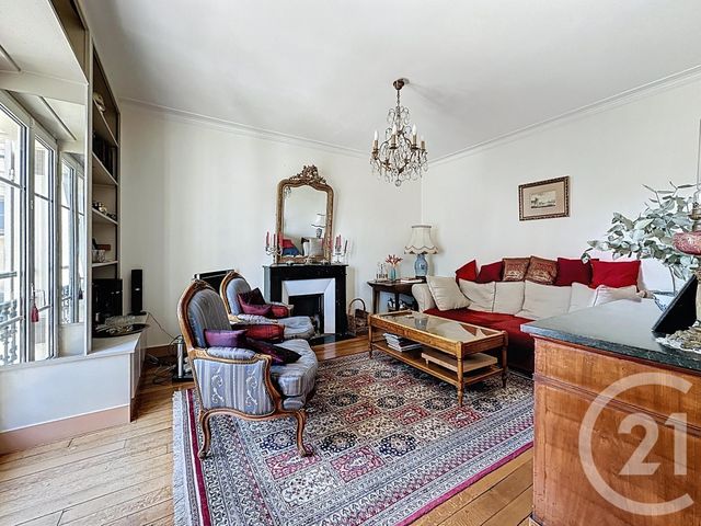 Afficher la photo en grand Appartement F4 à vendre - 4 pièces - 83,90 m2 - Versailles - 78 - ILE-DE-FRANCE