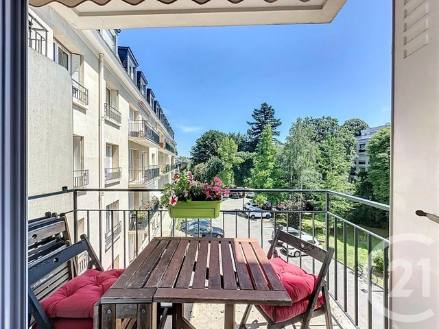 Afficher la photo en grand Appartement F3 à vendre - 3 pièces - 67 m2 - Versailles - 78 - ILE-DE-FRANCE