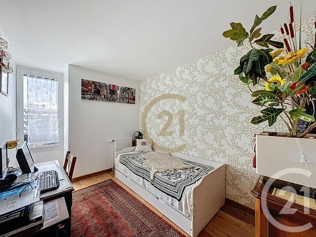 Appartement &agrave; vendre - 4 pi&egrave;ces - 81,93 m2 - Le Chesnay - 78 - ILE-DE-FRANCE