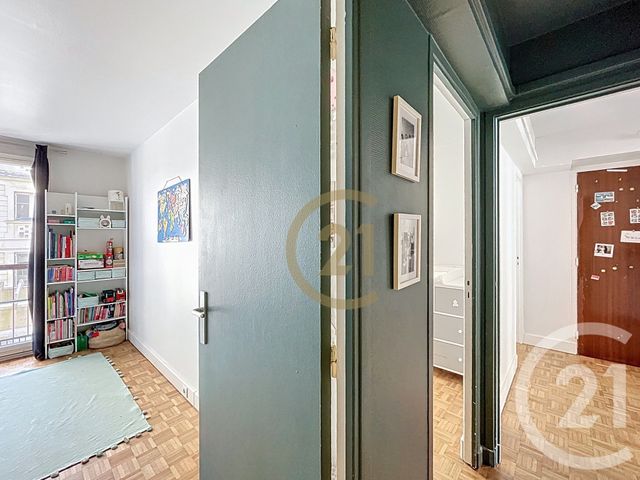 Afficher la photo en grand Appartement F4 à vendre - 4 pièces - 80,79 m2 - Versailles - 78 - ILE-DE-FRANCE