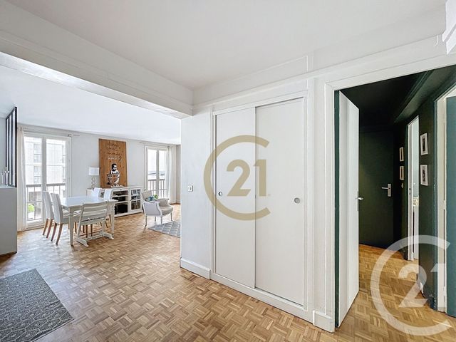 Afficher la photo en grand Appartement F4 à vendre - 4 pièces - 80,79 m2 - Versailles - 78 - ILE-DE-FRANCE