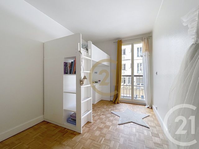 Afficher la photo en grand Appartement F4 à vendre - 4 pièces - 80,79 m2 - Versailles - 78 - ILE-DE-FRANCE