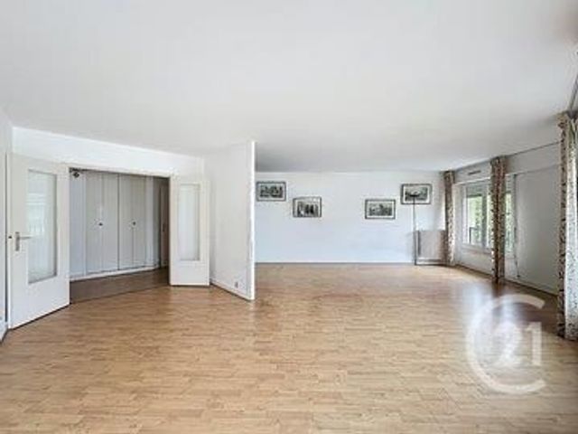 Afficher la photo en grand Appartement F4 à vendre - 4 pièces - 93,31 m2 - Versailles - 78 - ILE-DE-FRANCE
