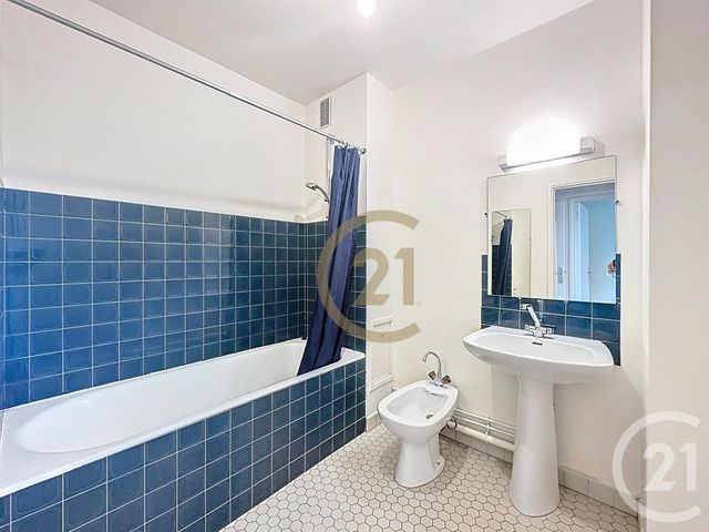 Appartement F3 à louer - 3 pièces - 66,85 m2 - Versailles - 78 - ILE-DE-FRANCE