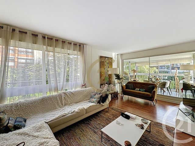 Afficher la photo en grand Appartement à vendre - 2 pièces - 62,25 m2 - Le Chesnay - 78 - ILE-DE-FRANCE